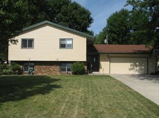 232 5th St SE, Badger, IA 50516