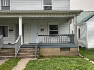 415 N 8th St, Selinsgrove, PA 17870