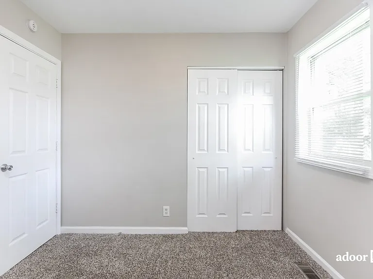 3725 Keefe Ct — Photo 11