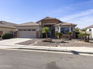 1084 N Martingale Rd, Gilbert, AZ 85234