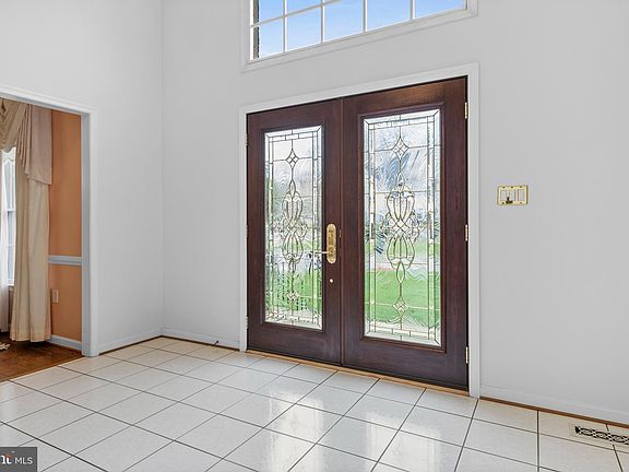 5th image of 804 Sero Pine Ln