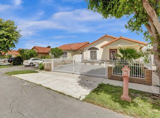 8801 NW 111th Ter, Hialeah Gardens, FL 33018