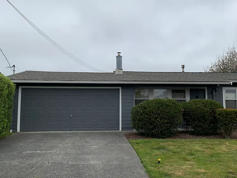 1790 Stromberg Ave — Photo 32