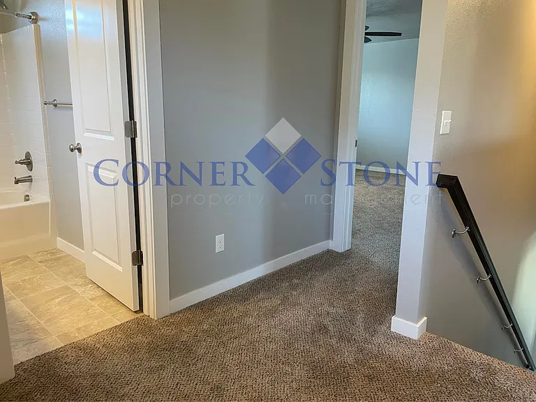 152 S Riggs Spring Ave — Photo 8