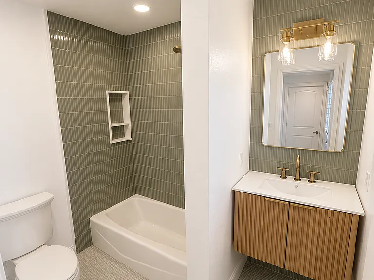 5315 W 126th St — Photo 24