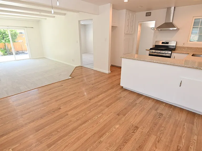 5659 Lathrop Dr — Photo 14