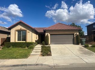 6014 N Torrey Pines Ave, Fresno, CA 93723