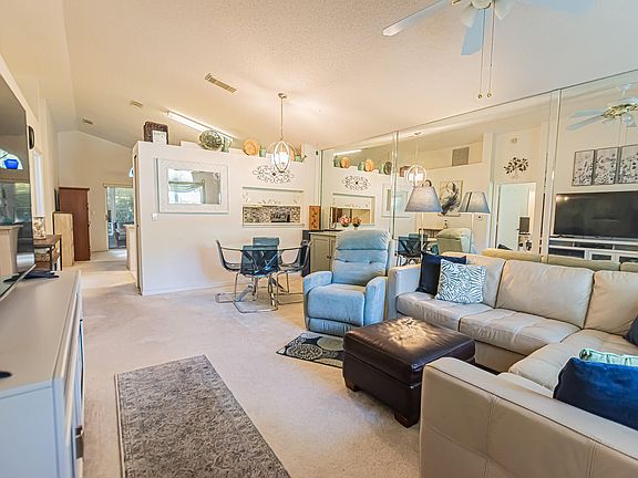 4th image of 695 NW San Remo Circle