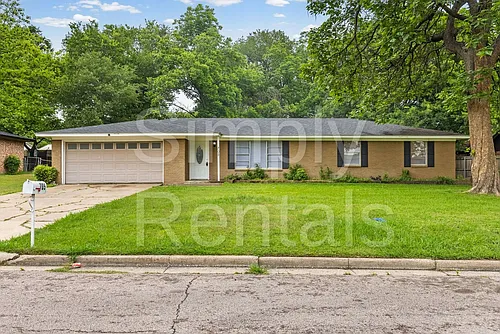 705 Plano St Photo 1