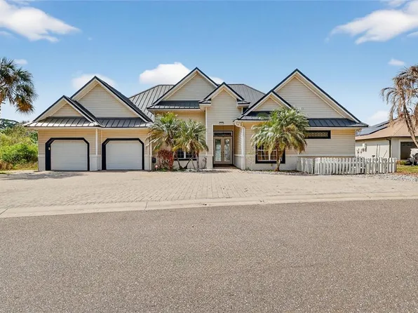 1028 S Lake Mariam Dr, Winter Haven, FL 33884