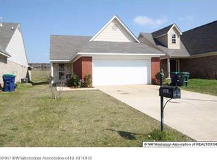 5378 Kristy Ln, Southaven, MS 38671