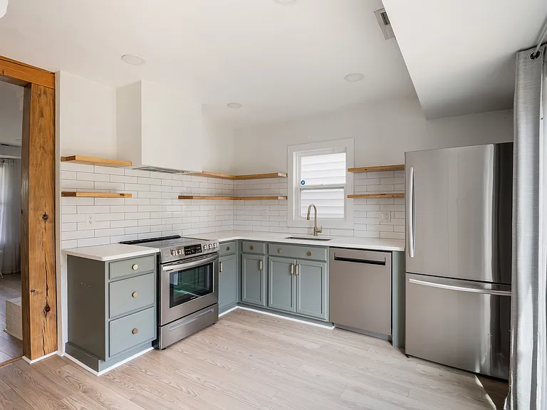 86 Polk St — Photo 12