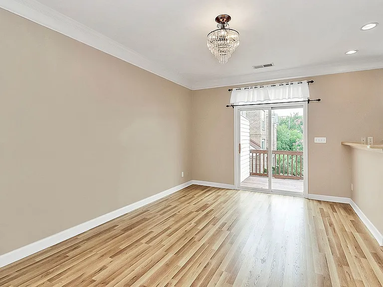 8324 Scotney Bluff Ave — Photo 5