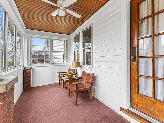 3rd image of 2036 N Clinton Ave