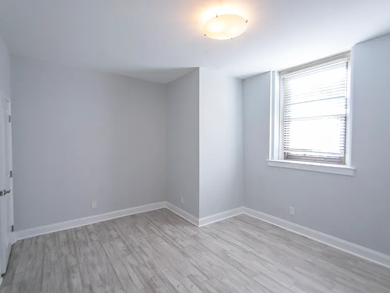 Queen Village Lofts — Photo 18