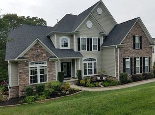 7214 Colonial Ct, Denver, NC 28037