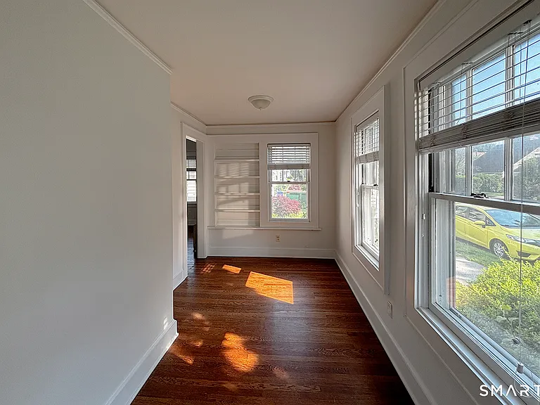 111 Arcadia Ave — Photo 12