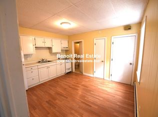 10 Howe St #3, Somerville, MA 02145