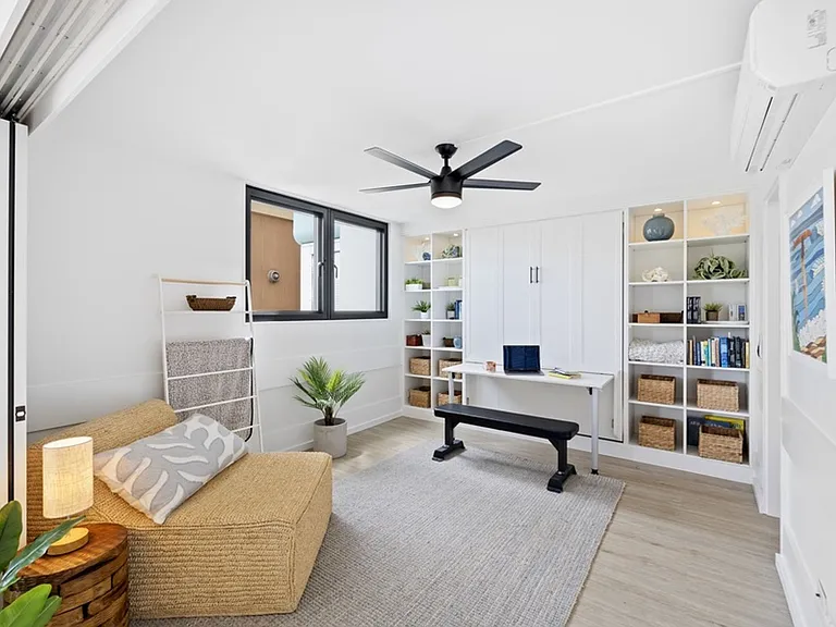 204 Kapahulu Ave #202 — Photo 12