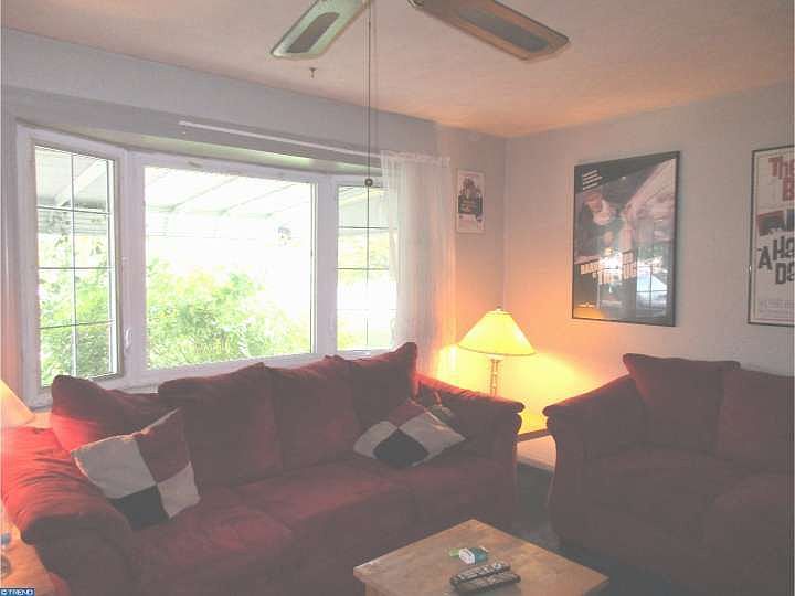 2nd image of 9217 Academy Rd