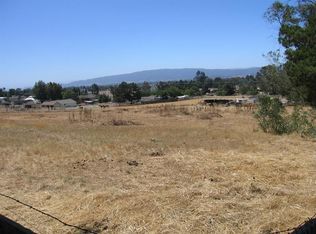 10880 New Ave, Gilroy, CA 95020