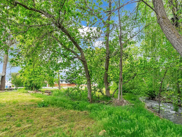 1317 E Brookshire Dr #1 — Photo 21