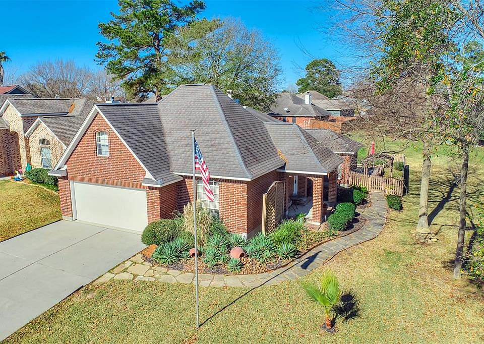 1st image of 5102 Park View Dr