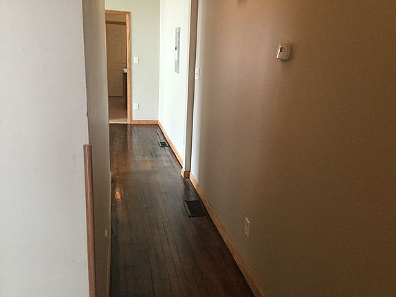 5th image of 3133 W Clybourn St #450