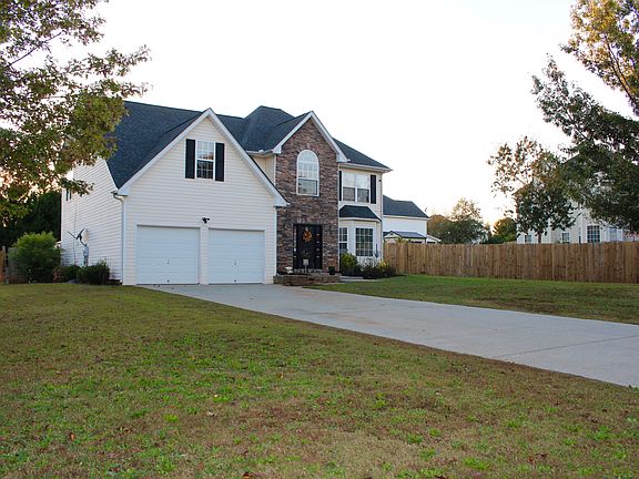 2nd image of 2820 Lake Port Dr