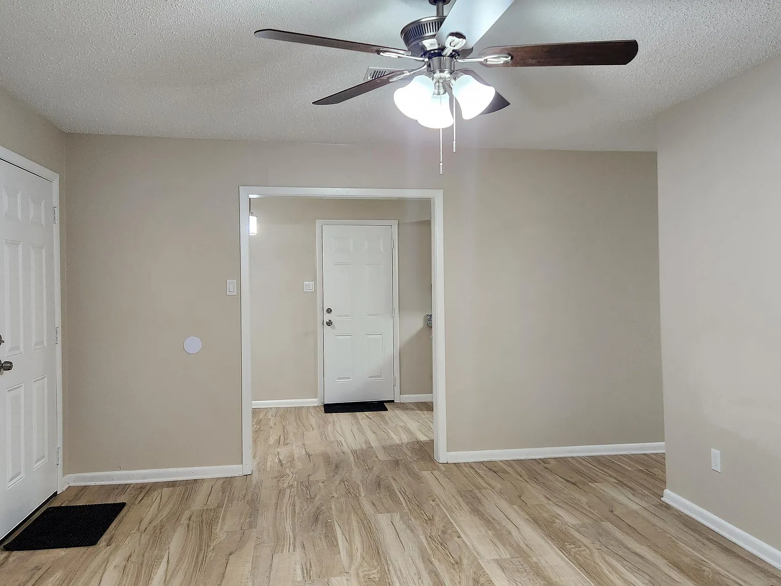 2811 Tatum St — Photo 2