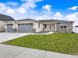 1183 W Recess Way, Kuna, ID 83634