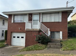4 Walnut Ave, Bridgeport, OH 43912