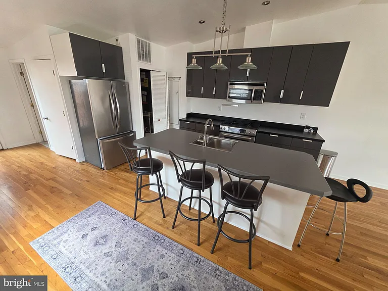 52 N 2nd St #3 — Photo 7