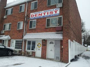 26012 Hillside Ave, Glen Oaks, NY 11004