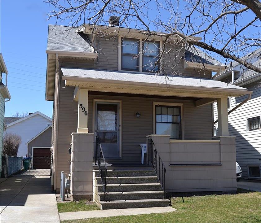 1st image of 396 Schiller St