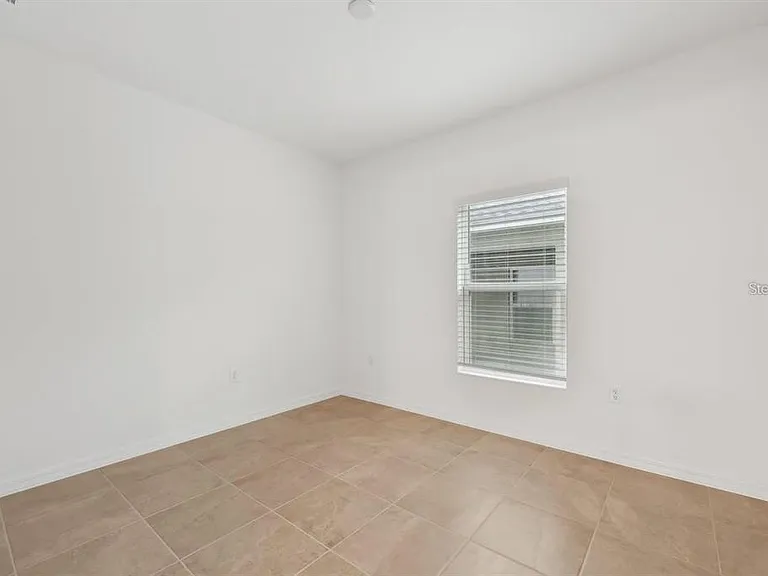 434 North Blvd E — Photo 13