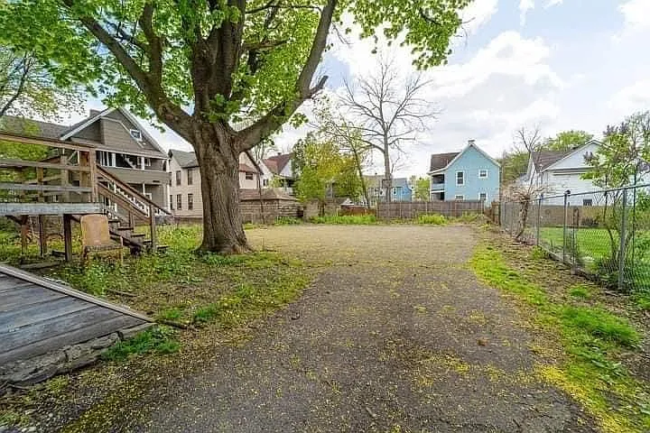 41 Seminary Ave — Photo 15