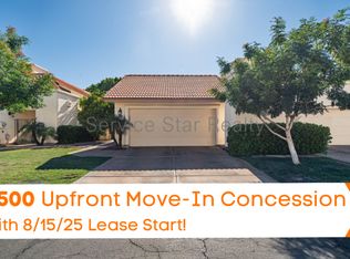 8910 S Heather Dr, Tempe, AZ 85284