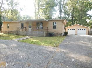 4403 Commanche Dr, Acworth, GA 30102