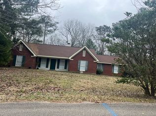 78 Deer Run Rd, Hattiesburg, MS 39402