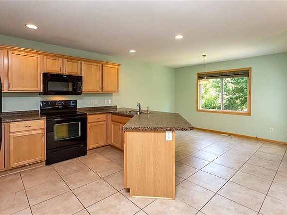 3rd image of 1328 NW 23rd Ln