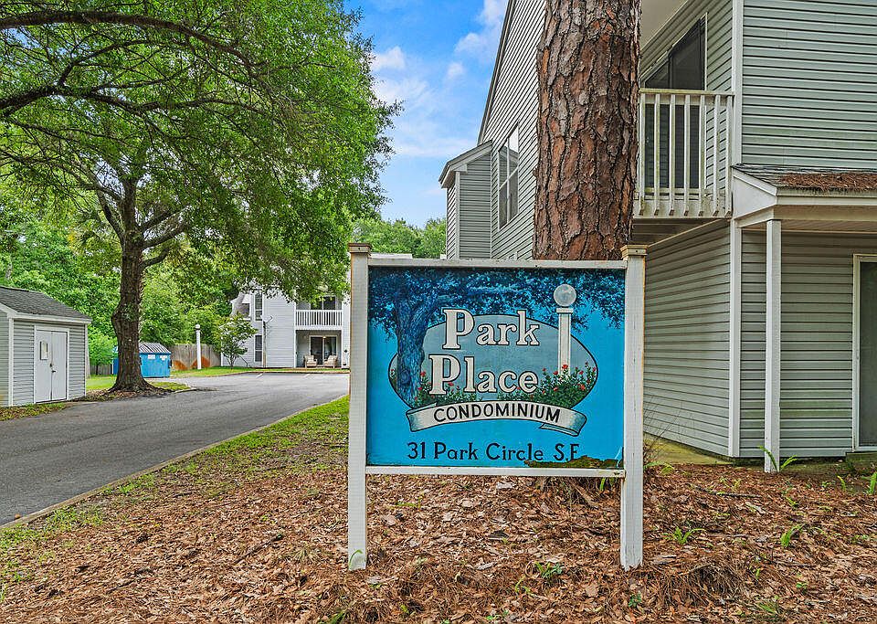 1st image of 31 Park Cir SE Unit 2