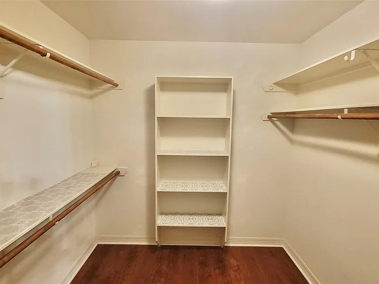 3702 Mystic Cir — Photo 21