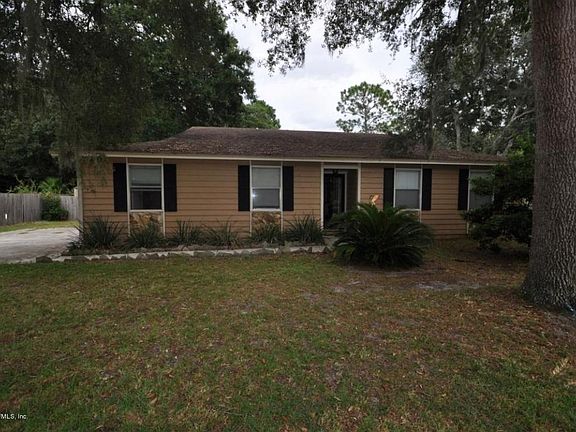 3rd image of 15445 Cape Dr S