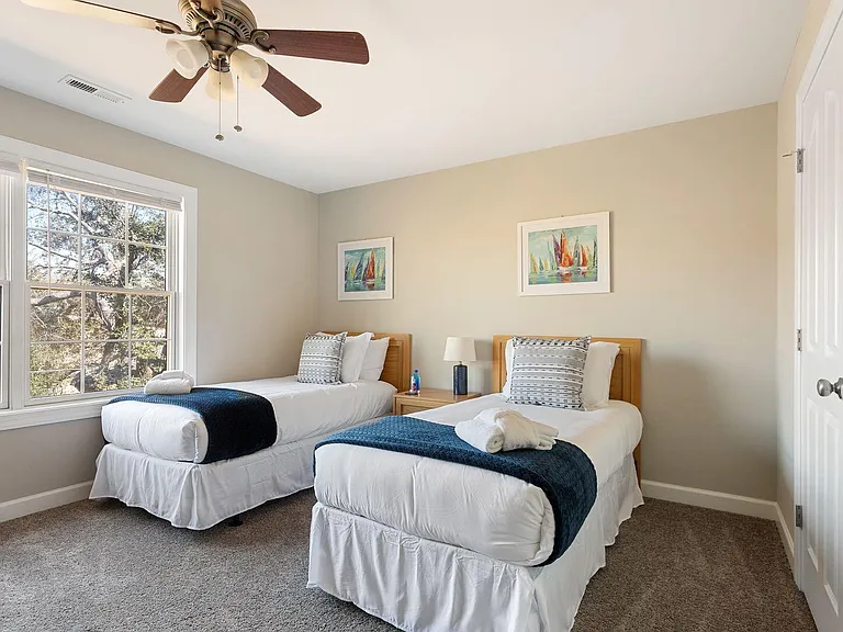 979 Bay Tree Cir #203 — Photo 10