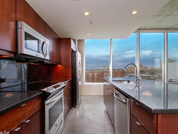 4th image of 315 Rock St #710