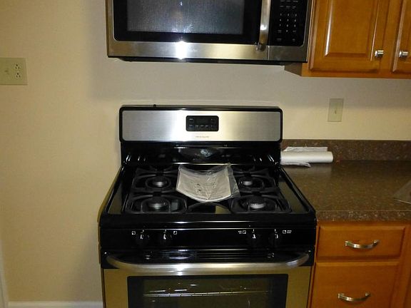 Stainless steel gas range
