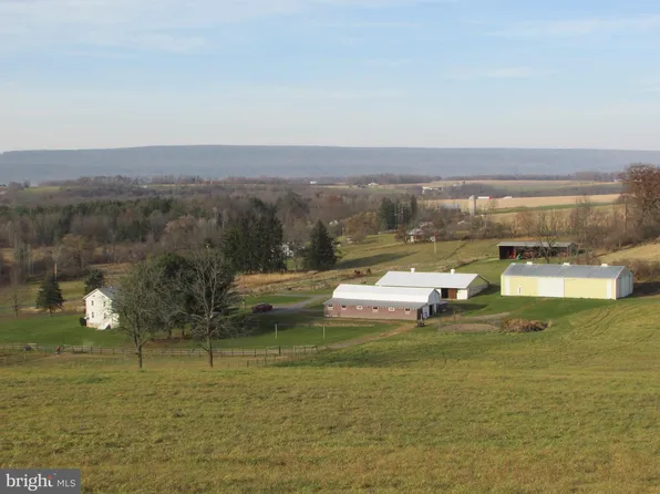 142 Racetrack Rd, Centre Hall, PA 16828