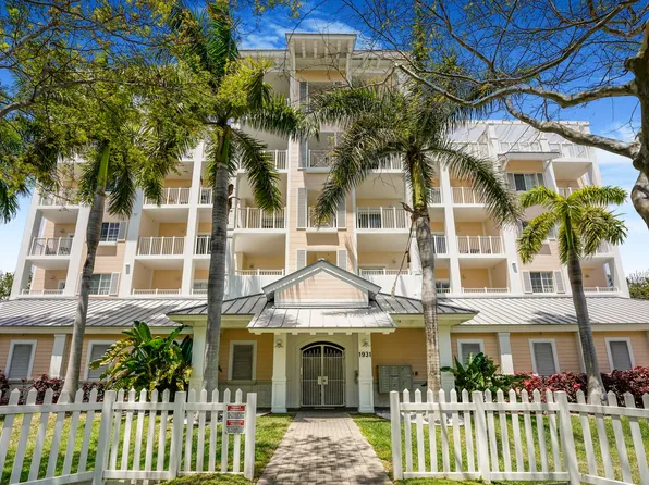 1931 NE 2nd St APT 301, Deerfield Beach, FL 33441