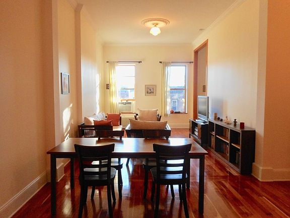 3rd image of 707 President St APT 4